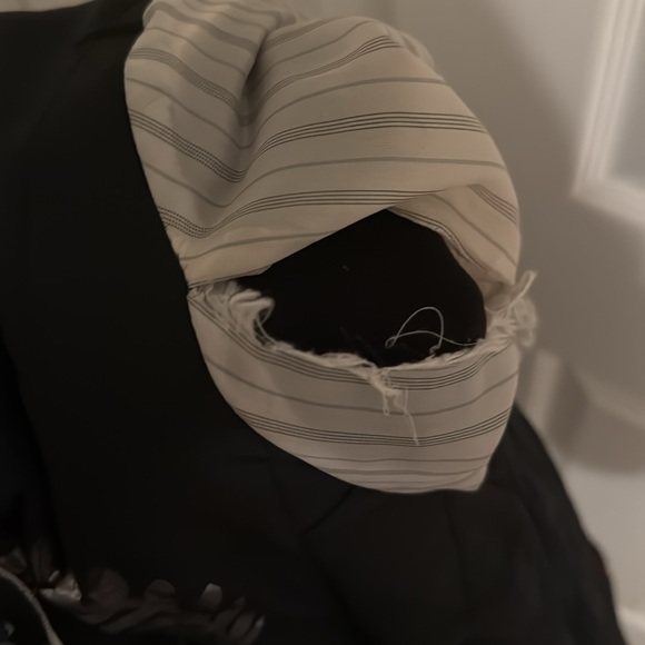 Outerwear - Picture 4 of 8